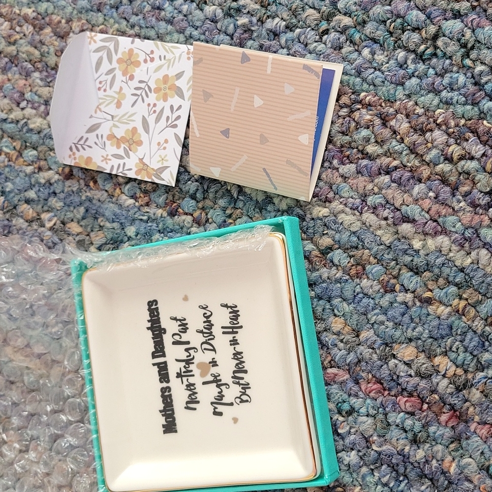 Brand new gift tray
